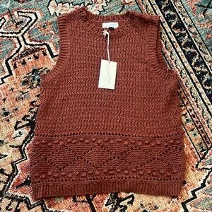 *BRAND NEW* Universal Thread women’s sweater vest sleeveless top, size small